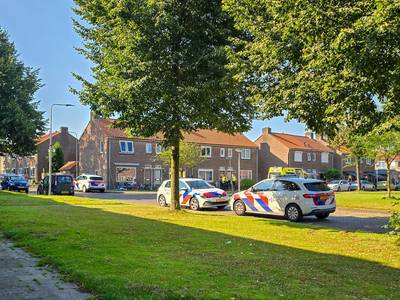 Vechtpartij in alle vroegte was escalatie van burenruzie in Enschede, ‘man steekt met machete’
