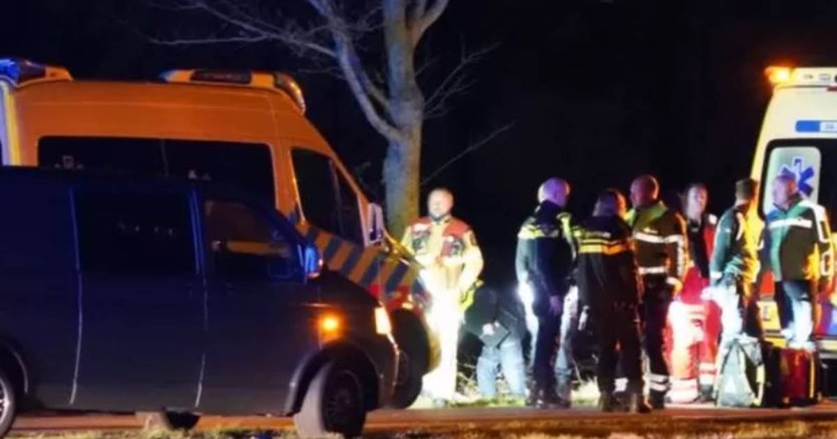 Jongetje op step verongelukt voor ogen van familie in Staphorst, bestuurder zwaar aangedaan.