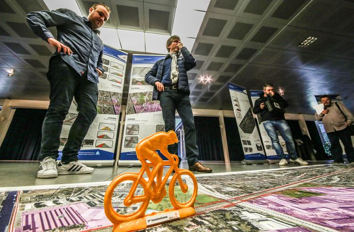 De realisatie van de ambitieuze fietssnelweg Kortrijk-Harelbeke-Waregem is weer een stap dichterbij.