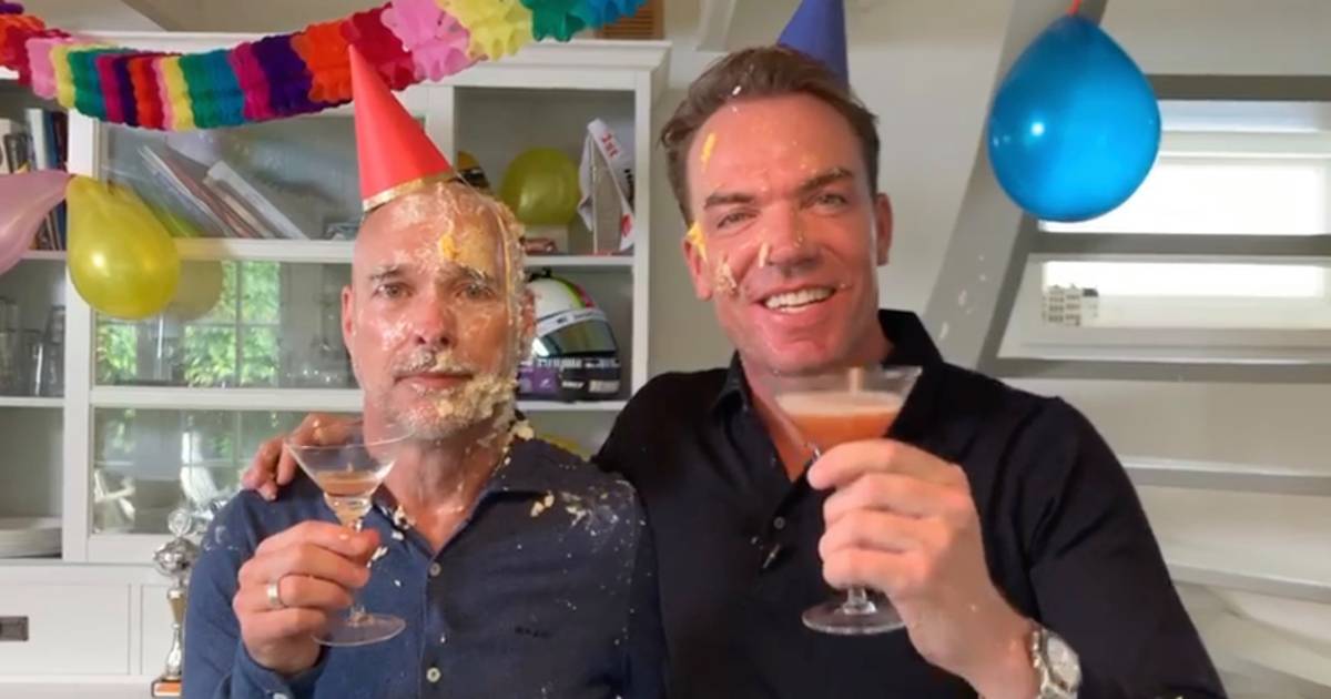 kamphues en doornbos crashen in de keuken formule 1 lunchen en vooral veel dollen show bd nl