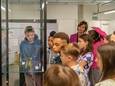 Leerlingen Sint-Ritaschool ontdekken als eersten de nieuwe expo in het GAZO-depot
