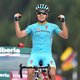 Astana pleegt coup in beestachtige koninginnenrit, over en out voor Froome