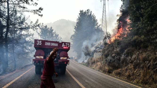 Bijna alle branden in Turkije onder controle, vuur houdt ook huis in Griekenland en Italië
