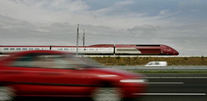 De Thalys op het Nederlandse hogesnelheidsspoor.