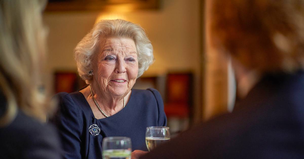 Le véritable intérêt de la princesse Beatrix pour le fonds d’urgence suscite l’admiration à Londres |  Royalties