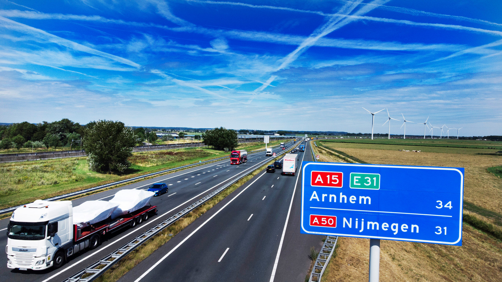 Buren kent ook voorstanders van windmolens en zonneparken Foto gelderlander.nl