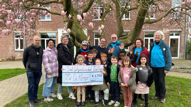 De Kleppe krijgt mooie schenking van Sint-Lutgardisbasisschool Zandbergen