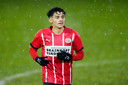 Richard Ledezma in het shirt van Jong PSV