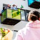 OMT: ‘Scherm ouderen en kwetsbaren af, zodat jongeren ruimte krijgen’