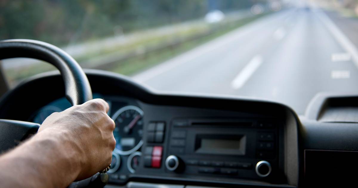 Belgische vrachtwagenchauffeur emotioneel na zwaar ongeluk in IJsselmuiden: ‘Het spijt me’.