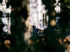 Ic Man Diederik Gommers Stamgast Bij Talkshows En Rutte Thuis Tussen De Koeien In Wijngaarden Dordrecht Ad Nl