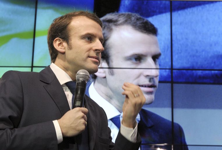 Minister Macron geeft een lezing op een symposium in het Grand Palais in Parijs, vorige week. Beeld AFP