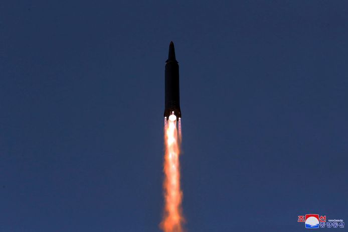 Een beeld van hypersonische raket die Noord-Korea op 11 januari lanceerde.