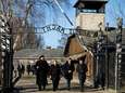 Merkel brengt voor het eerst bezoek aan Auschwitz: “Ik schaam mij diep”