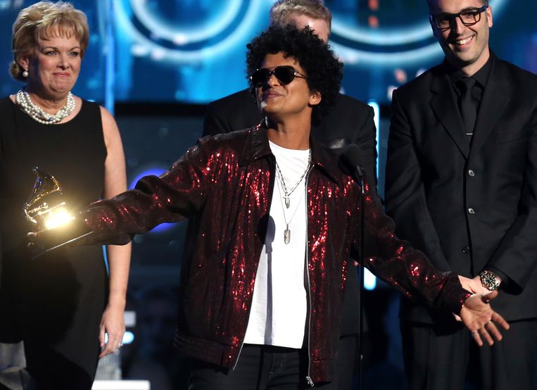 Bruno Mars grote winnaar Grammy's - Trouw