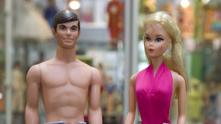 Zo ongeëmancipeerd Barbie niet, alleen wat piemelloze Ken voor een nutteloos type?'