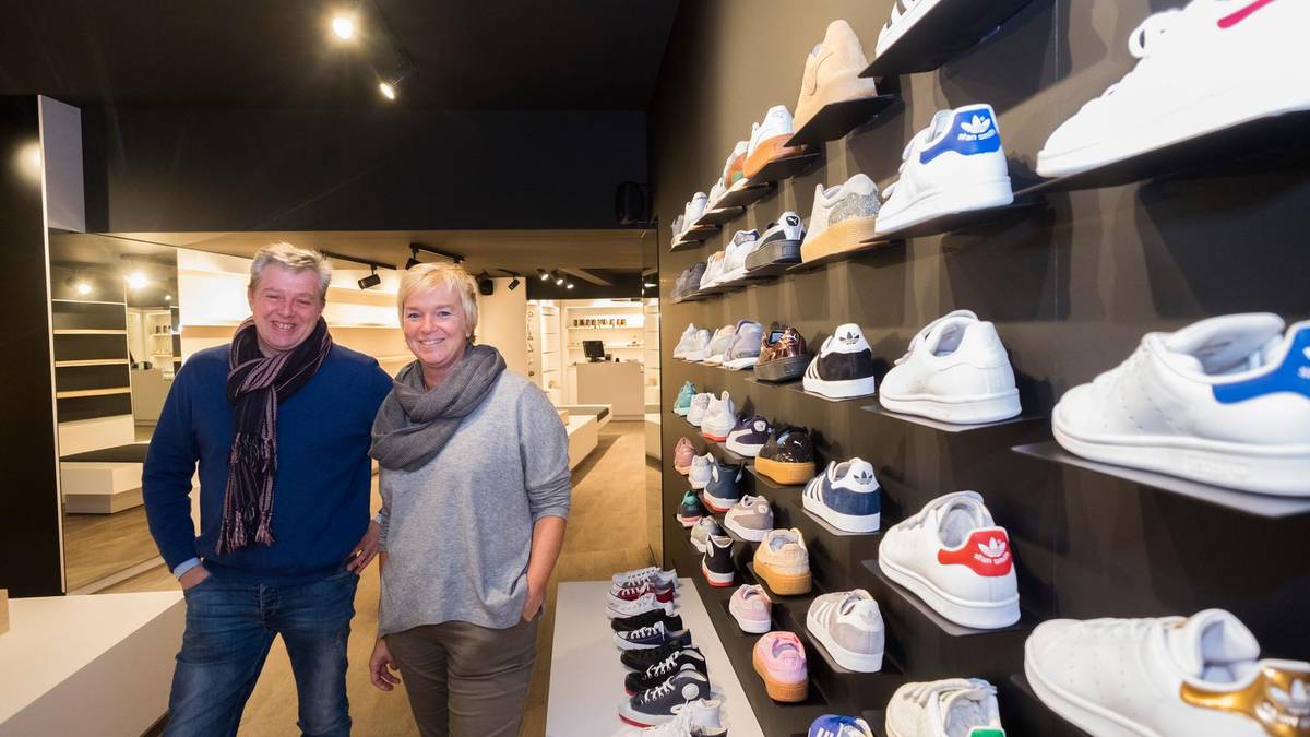 Schoenwinkel merksem sale