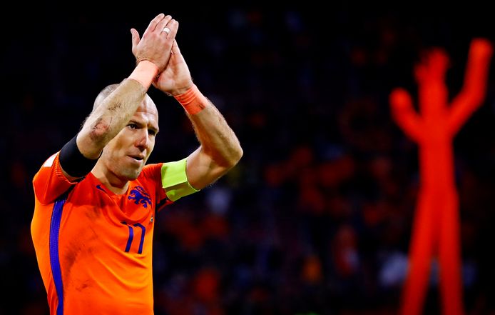 Aanvoerder Arjen Robben neemt afscheid van Oranje.