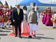 Namaste Trump! 100.000 Indiërs geven Trump feestelijk onthaal