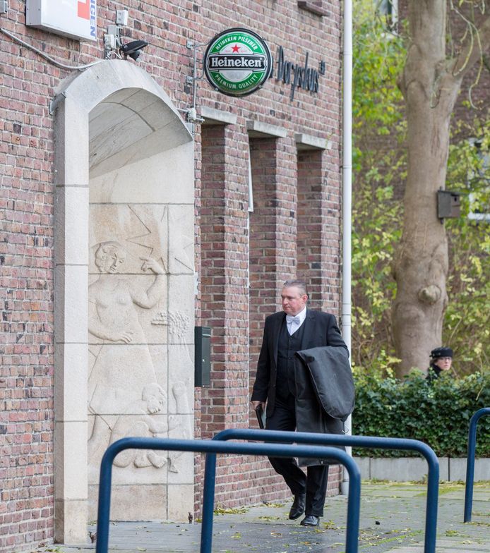 Ds G Bredeweg Kerktijden Bredeweg wil nieuwe kerk bouwen aan de Zandweg in Kruiningen