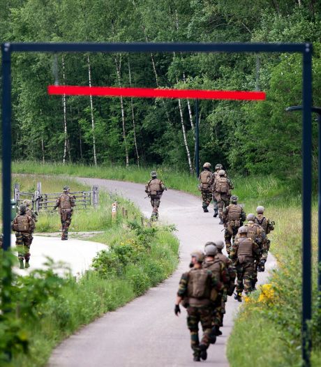 Jacht Op Gewapende Militair Conings Kostte Leger Al Meer Dan 650 000 Euro Buitenland Pzc Nl