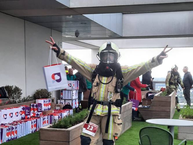 Trappenloop Turnova: zelfs brandweermannen trotseren de 398 trappen