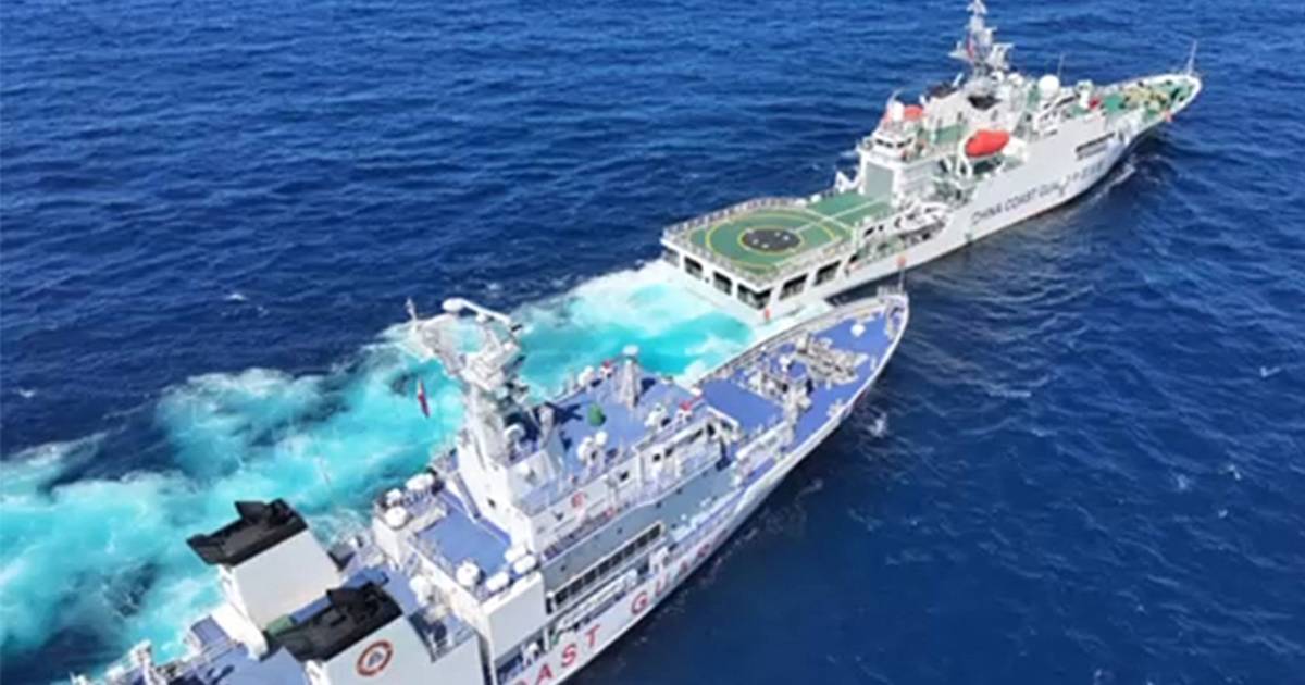 Береговая охрана Филиппин обвиняет Китай в «опасных маневрах» против патрульного катера  снаружи