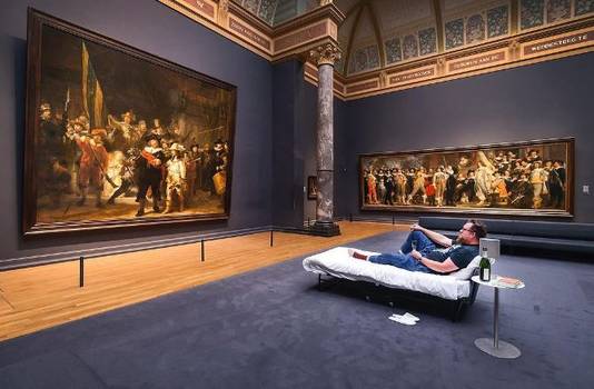 Stefan Kasper mocht zomaar een nachtje in het Rijksmuseum logeren.