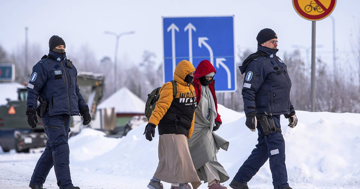 Финляндия закроет границу с Россией еще на месяц, опасаясь наплыва беженцев |  Война Украины и России