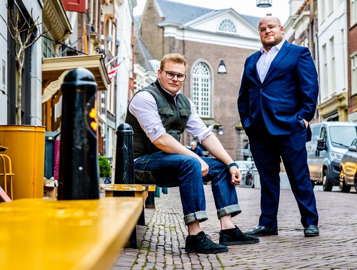 Nachtburgemeester Juno Rissema en Tjarco willen het nachtleven in Dordrecht verbeteren met de 'Nachtraad'.
