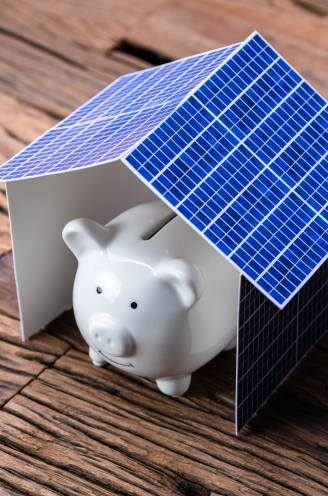 Is investeren in zonne-energie nu interessanter dan beleggen in aandelen? “Bij crowdlending-projecten krijg je een return tot 5 procent per jaar”