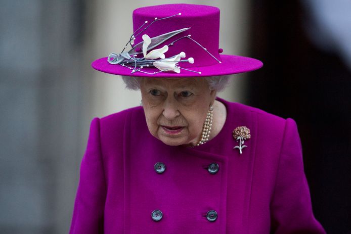 Queen Elizabeth II is nog niet onmiddellijk van plan haar troon af te staan aan prins Charles.