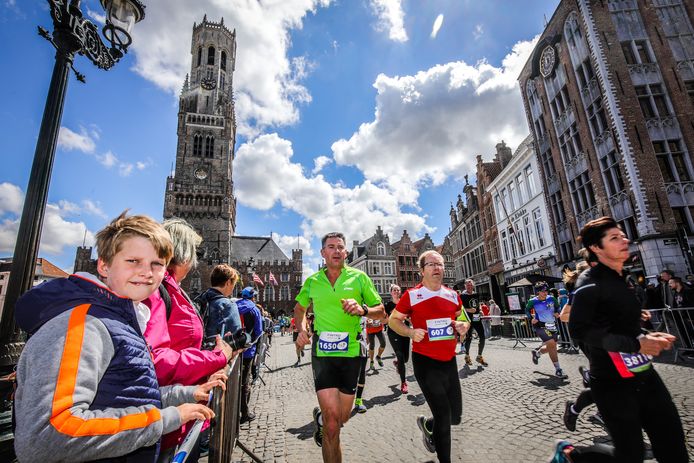 Dwars door Brugge gaat wel door, maar gespreid over twee dagen en met tijdssloten: "Het blijft ...