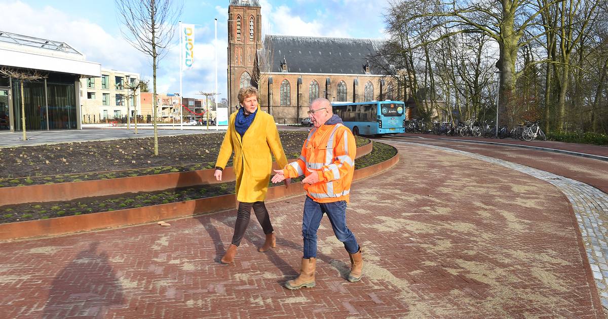 Nieuw Kerkplein van Gendringen officieel geopend na metamorfose