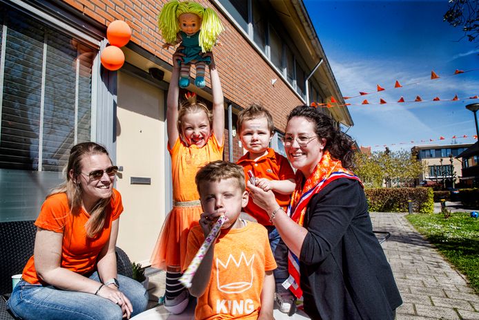 Lotte Prosman (rechts) uit Houten.