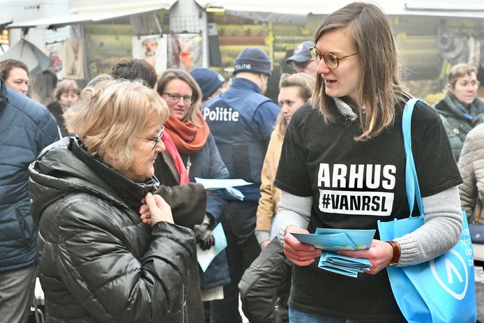 Op de dinsdagmarkt werd een sensibiliseringsactie georganiseerd.