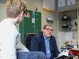 Schotens burgemeester Maarten De Veuster kwam vrijdag voorlezen op Ter Linde