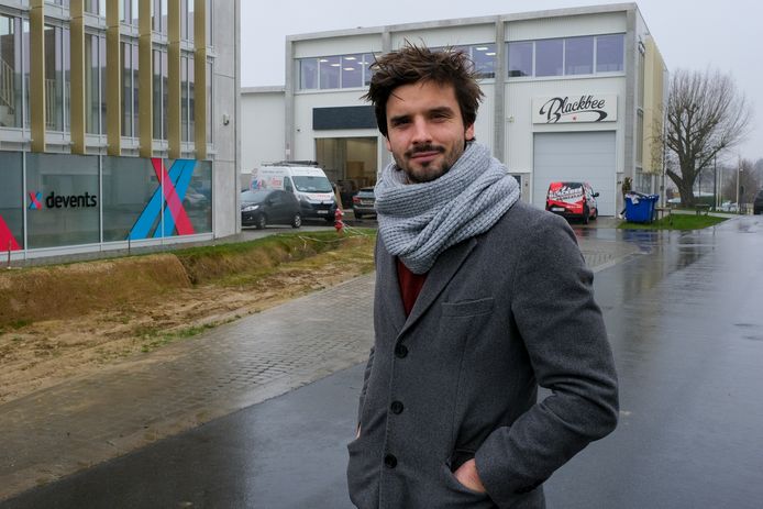 CD&V-fractieleider Lukas Schillebeeckx in één van de bedrijvenzones in Zaventem.