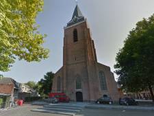 Er klinkt weer muziek vanaf de Petrustoren in Woerden: carillon weer bespeeld door beiaardier Henk