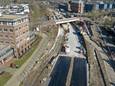 Nog heel even geduld: de werkzaamheden aan de tunnel onder het spoor en het wegdek op de Laan van Osseveld zijn bijna gereed.