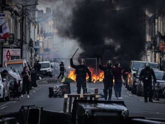 Frankrijk zet recordaantal agenten in op tiende protestdag