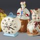 Curieuze verzamelingen van kunstenaars in gemakzuchtige Wunderkammer-opstelling