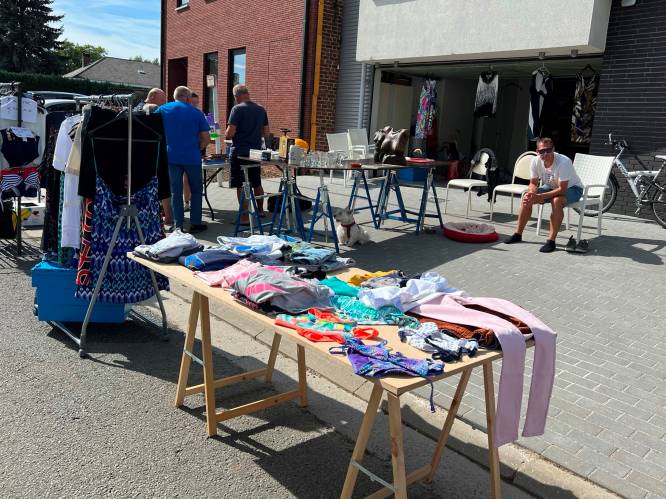 Garageverkoop in wijk Kleine Kouter