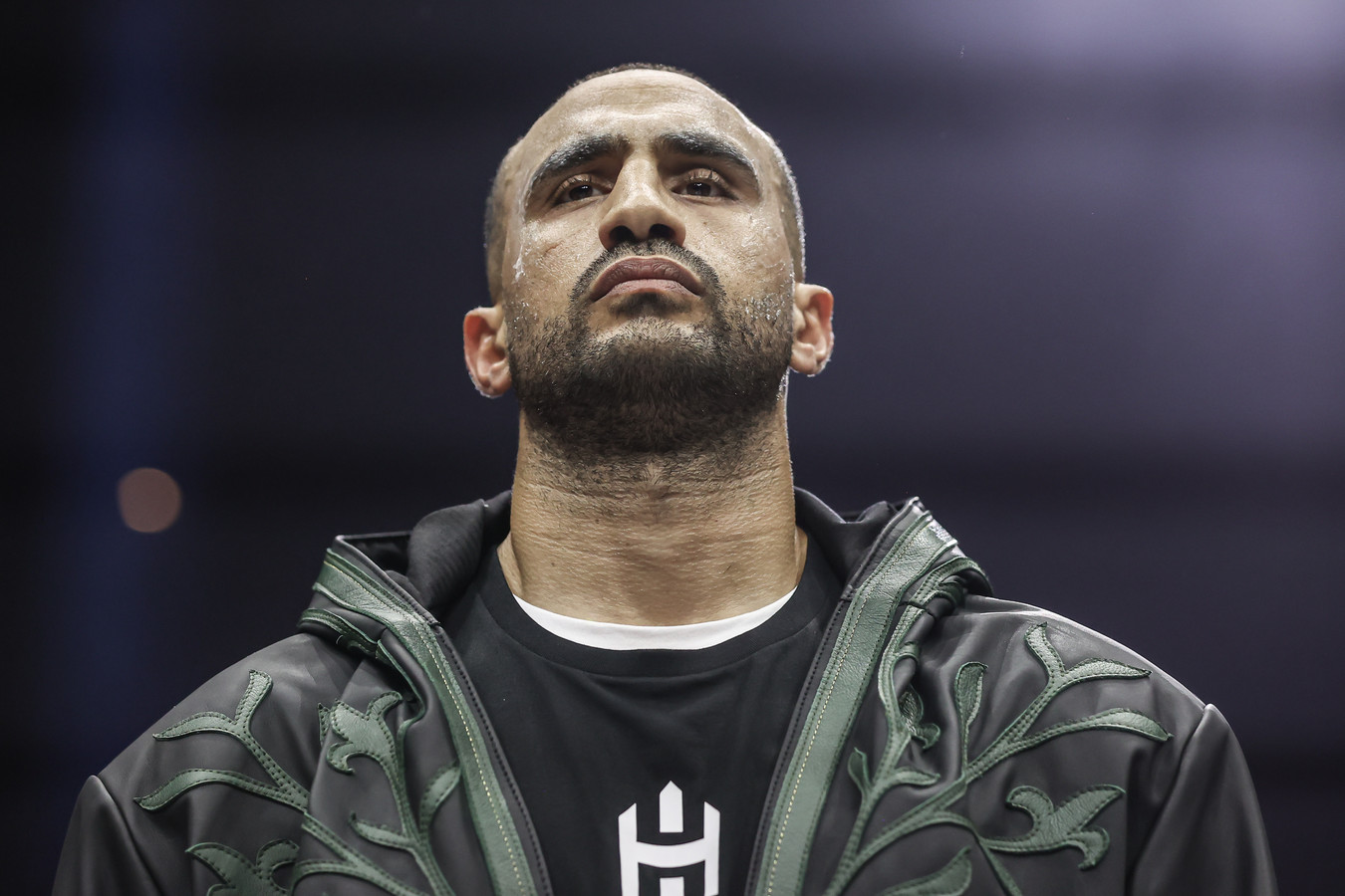 Badr Hari lijkt twijfels over kickbokspensioen de baas: ‘Ik verwacht en