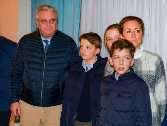 Prins Laurent koopt CO2-meters voor klas van zijn kinderen