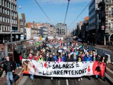 Stakende docenten komen voor manifestatie naar Arnhem