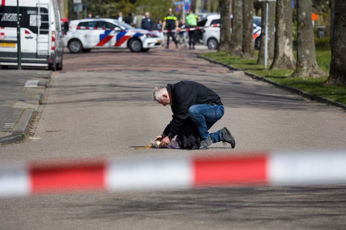 Het vuurwerk werd rond 15.30 uur opgeruimd door een gespecialiseerde agent.