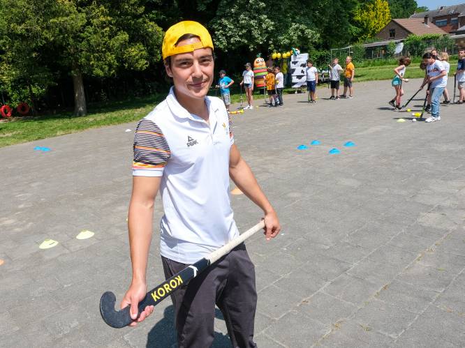 Leerlingen Ter Berken krijgen initiatie van Europees en wereldkampioen hockey Thomas Briels