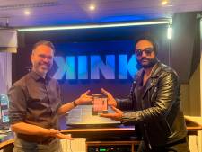 Blaudzun wint Kroonjuweel Award met eerbetoon geschreven voor doodziek zoontje van vrienden