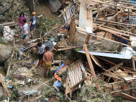 Duizenden reddingswerkers ingezet na verwoestende tyfoon Filipijnen
